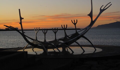 Débarquement à Reykjavik.