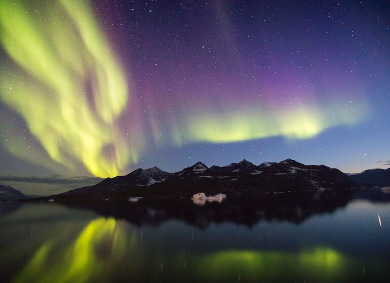 Glaciers, fjords et aurores boréales : Groenland.