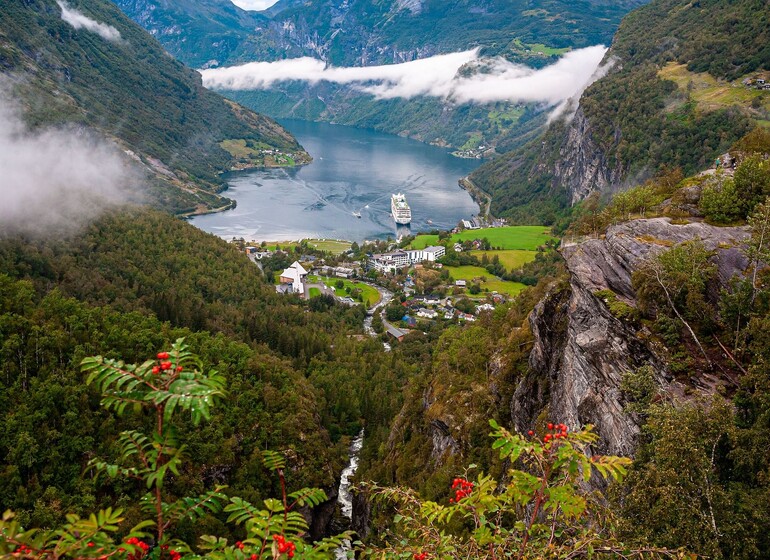 La vie est un long fjord tranquille.