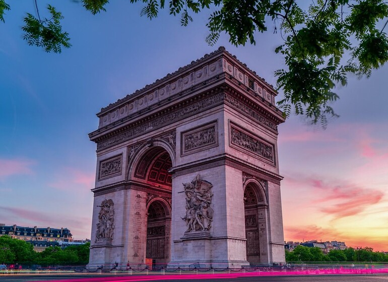 Week-end romantique à Paris pour la Saint-Valentin - Une escapade inoubliable